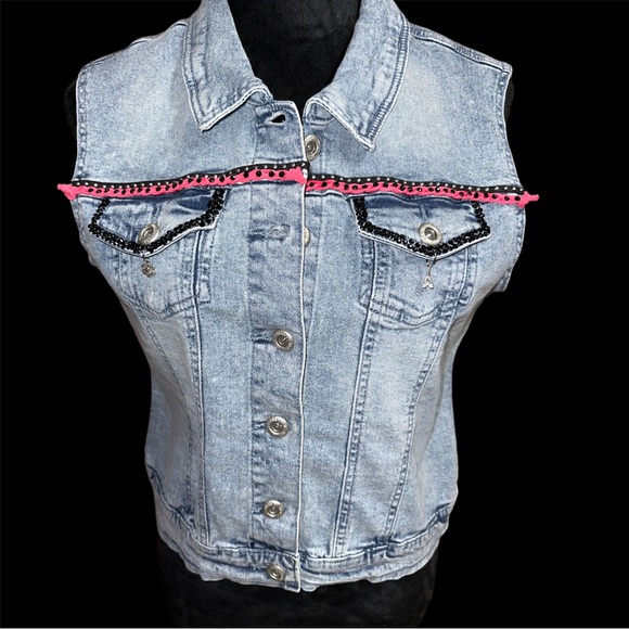 Paris In Spring Embroidered Denim Vest - Picture 3 of 9